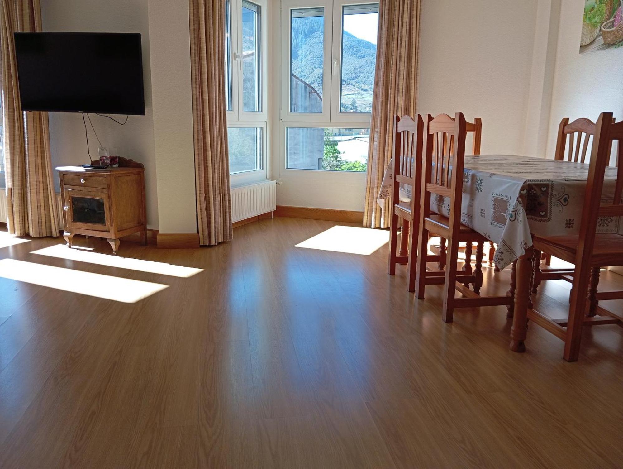 Apartamento Peñalabra Potes Bagian luar foto